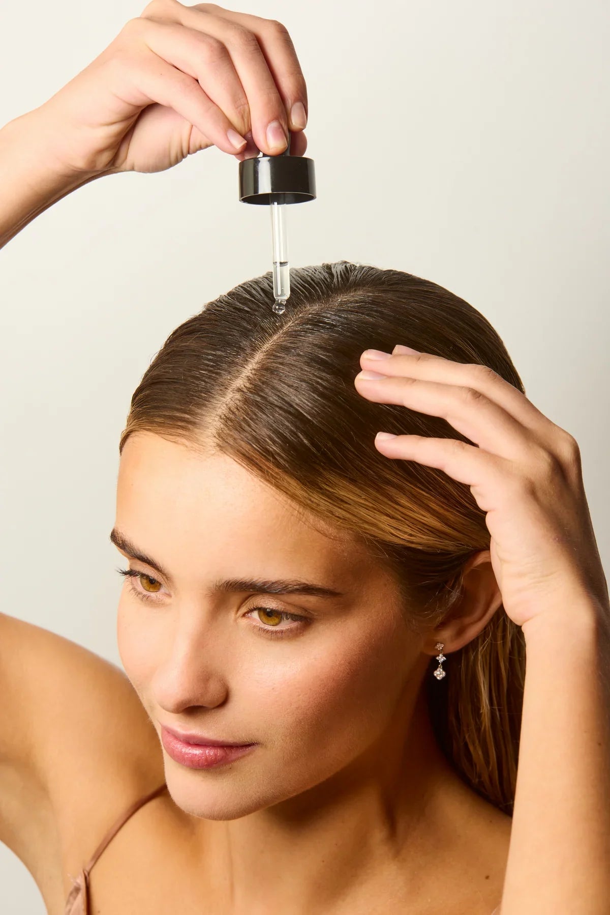 TARA_Scalp_Serum_7.webp
